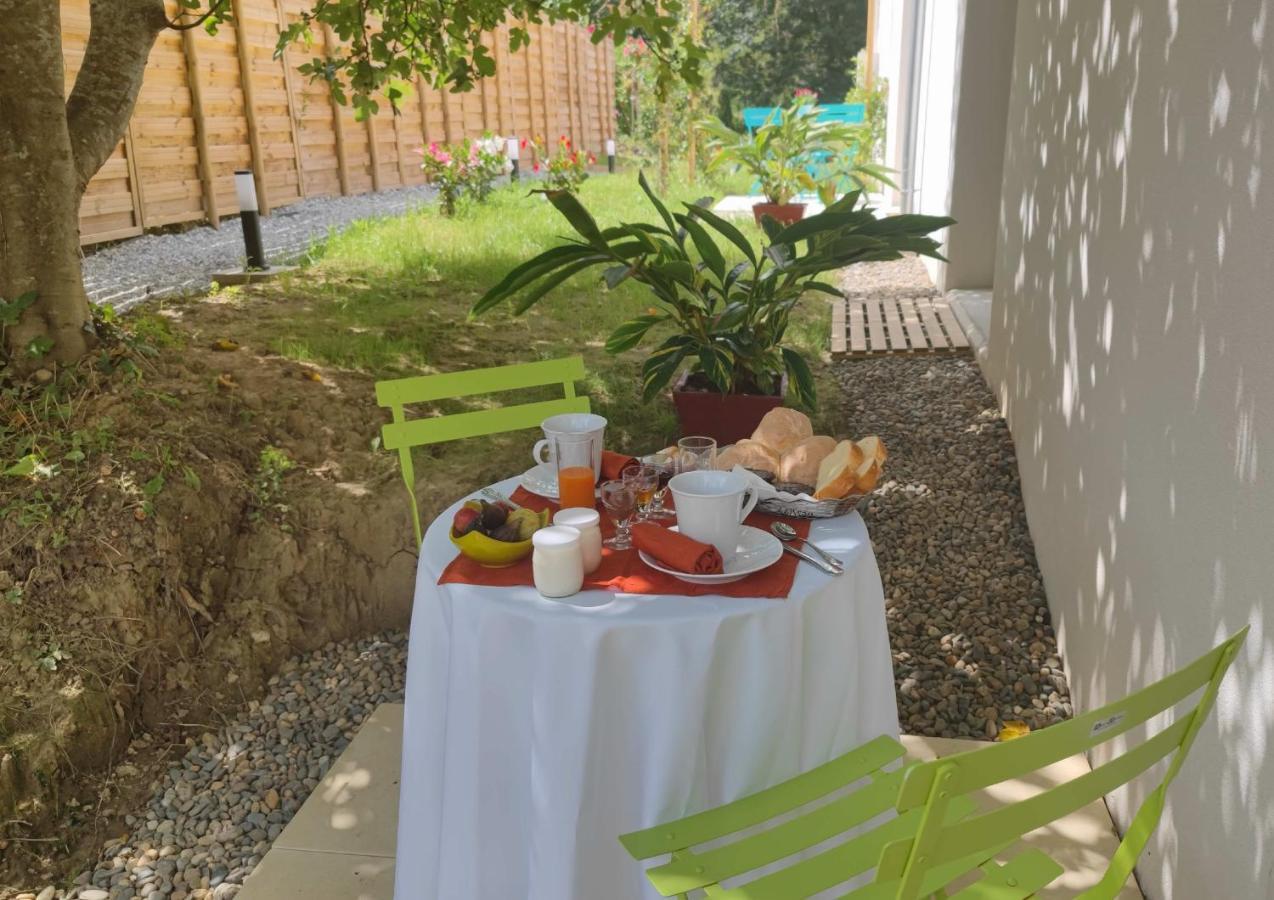 Les Treilles De Salies - Spa Et Sauna Interieur Bagian luar foto